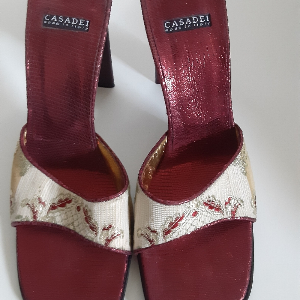 Casadei metallic embroidered sandals 6B - Picture 3 of 14